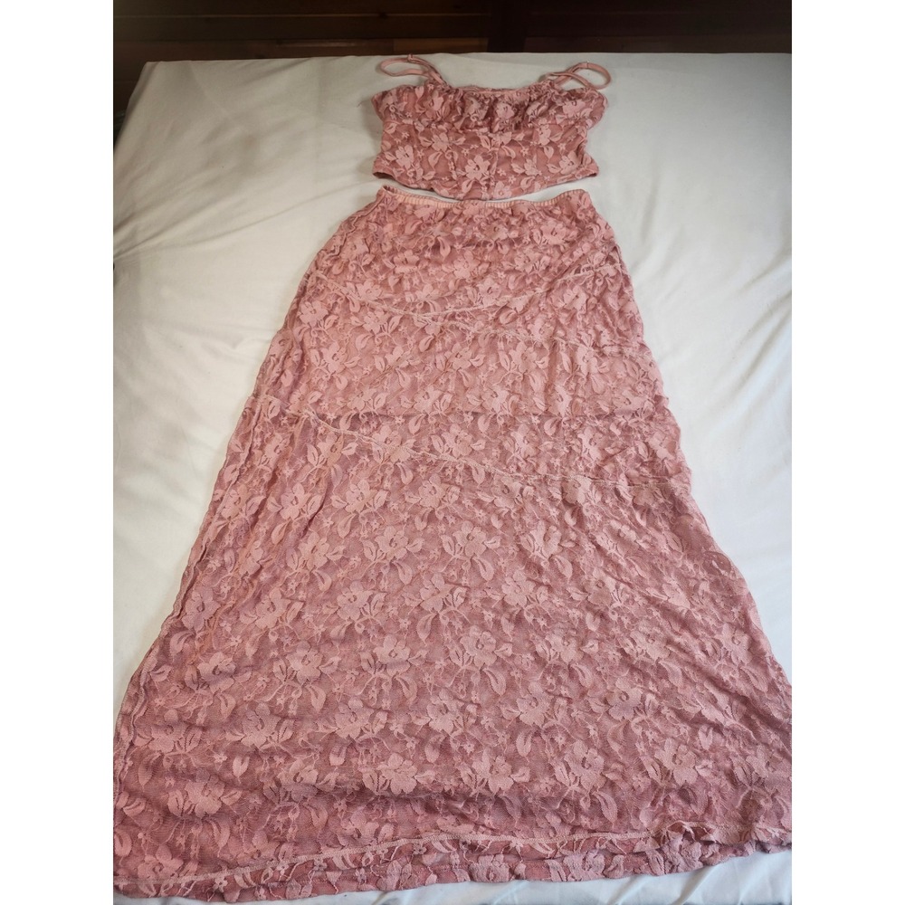 No Boundaries Pink Lace 2 Piece Set Crop Top and Maxi Skirt Womens Medium 8-10